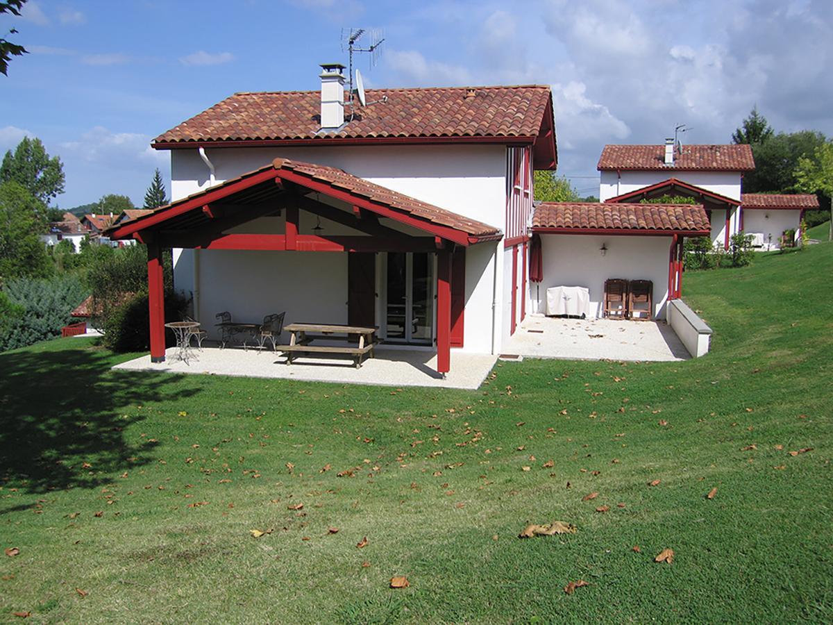 Les Villas D'Harri-Xuria Saint-Pierre-d'Irube Exterior photo